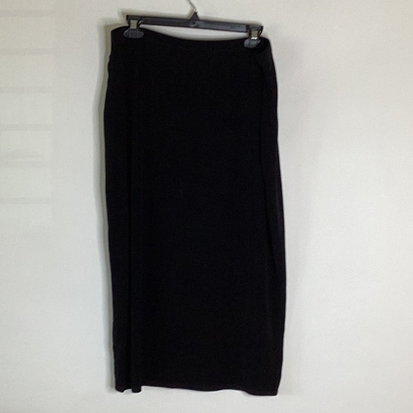 Chico Traveler's Black Wrinkle Free Faux Wrap Skirt in Size 2 (12/14/L) - Picture 5 of 8